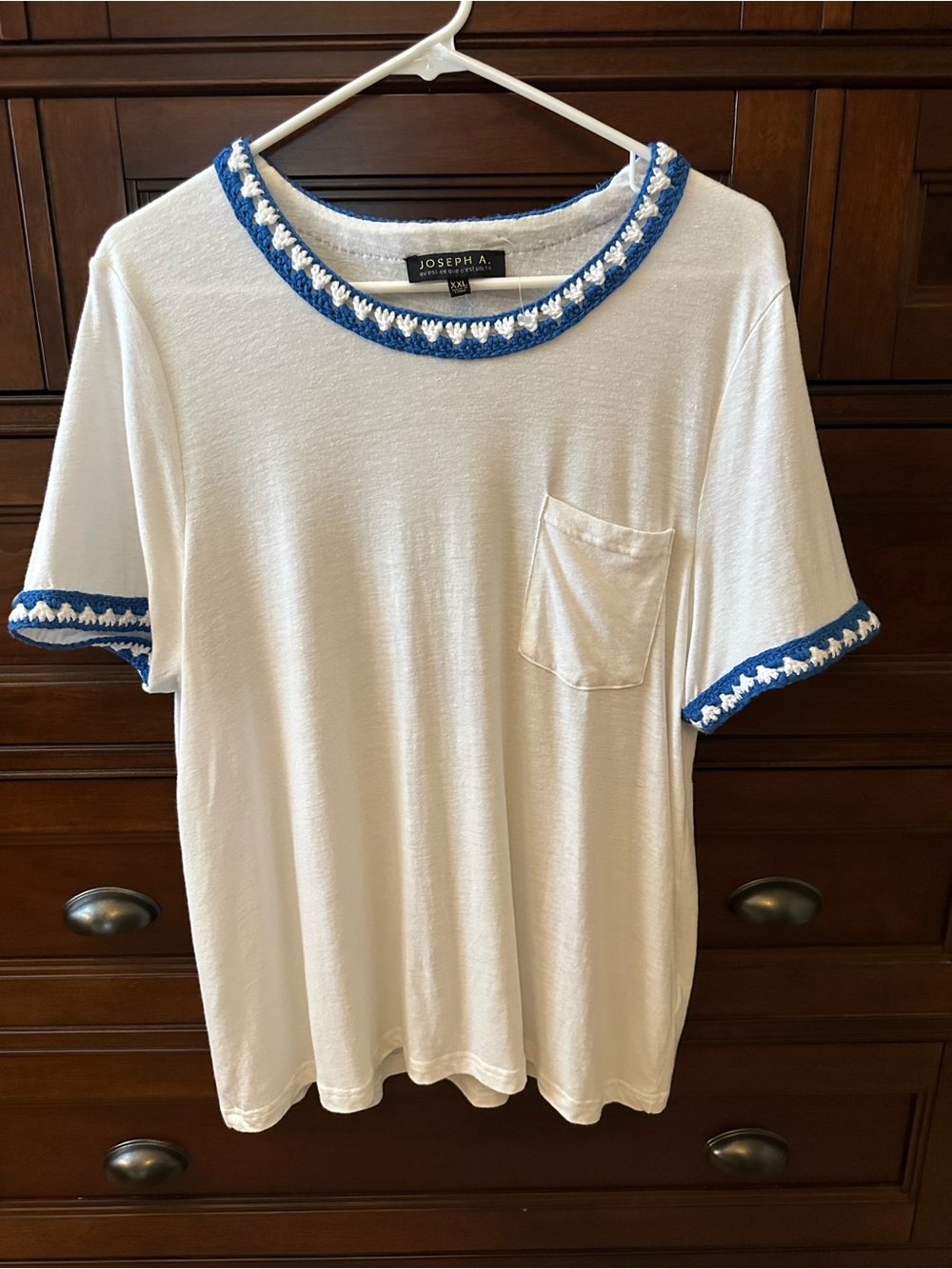 Joseph A White Short-Sleeve Tee with Blue crocheted Trim and Pocket NWOT